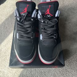 Jordan 4 Bred 