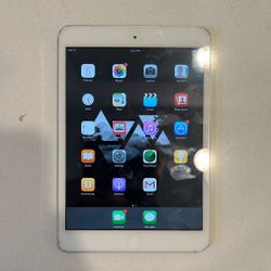 ipad mini 2 great condition 