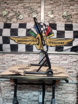 Rear wheel motorcycle lift