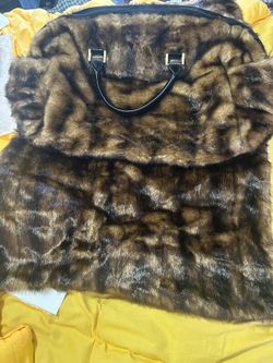 Faux fur duffle & Shawl