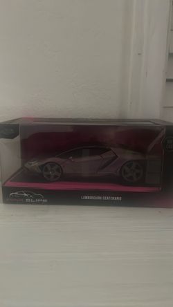 LAMBORGHINI CENTENARIO PINK ALIPS