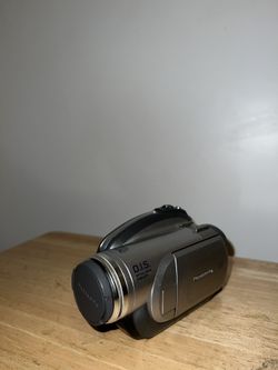 CAMERA Panasonic O.S.I 32x Optical Zoom