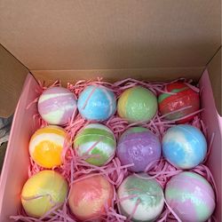 12 XXL Bubbly Organic Bath Bombs Gift Set for Women Men and Kids Long Lasting Floaters Relaxing Aromatherapy Rich in Pure Essential Oils Healing Prope
