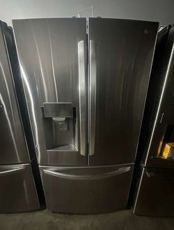 Deal: LG French Door Stainless – Ice/Water Dispenser