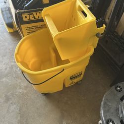 Commercial Rubber wash bucket/ Brake