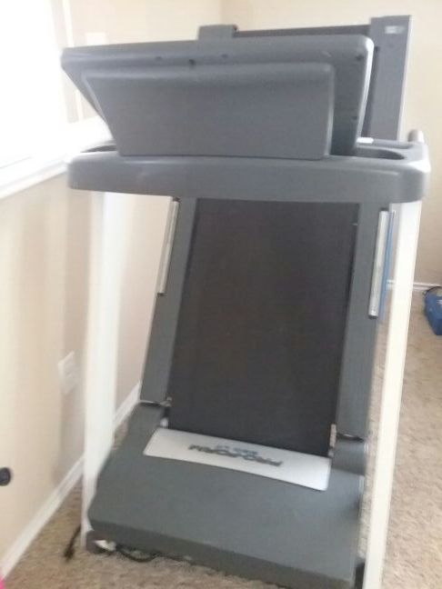 Treadmill proform 690 LT for Sale in San Antonio TX OfferUp