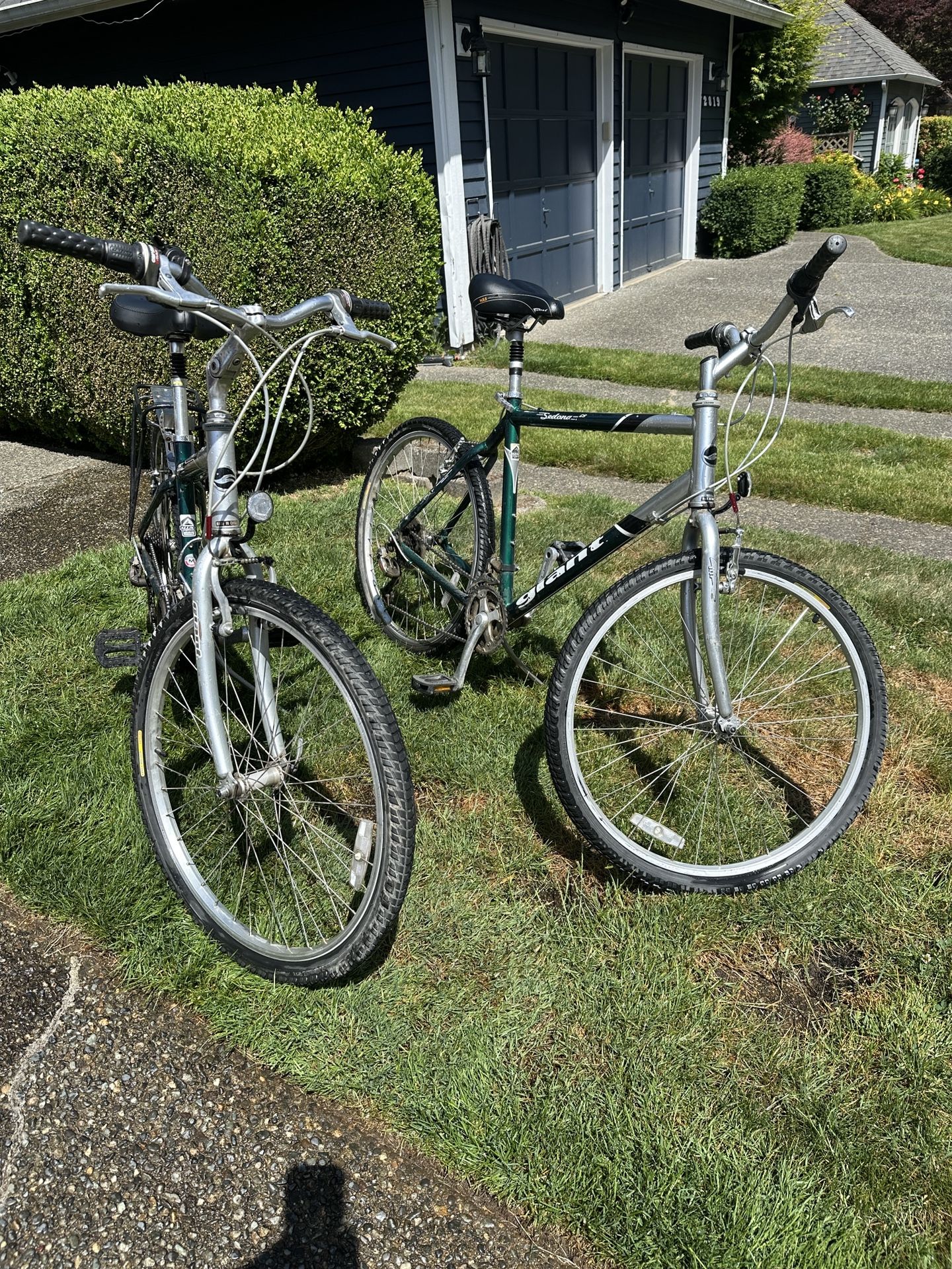 Giant “Sedona” Adult Road And Trail Bikes