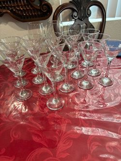 19 BEAUTIFUL  GRAY GOOSE CRYTAL MARTINI $1 dollar each