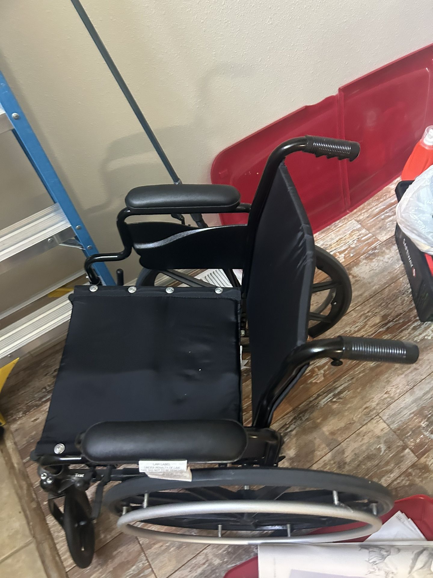 Wheelchair with all accessories brand new never used