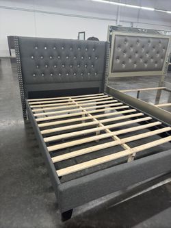 Queen Size Grey Button W Ortho Matres.colchon!!!!