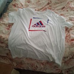 T-shirt Adidas 