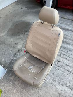 Lexus LS400 driver seat