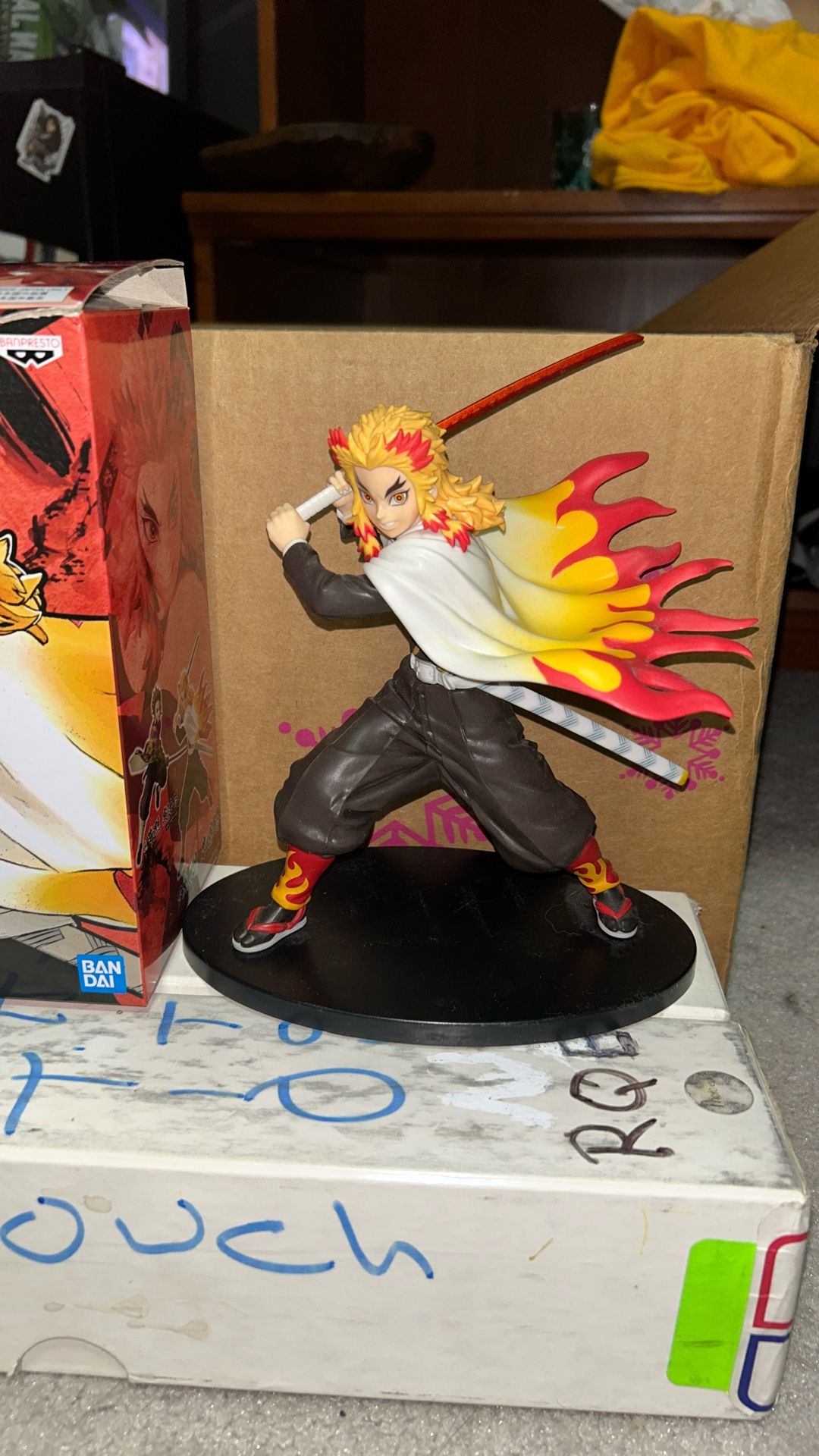 Rengoku Figure(torn Box)