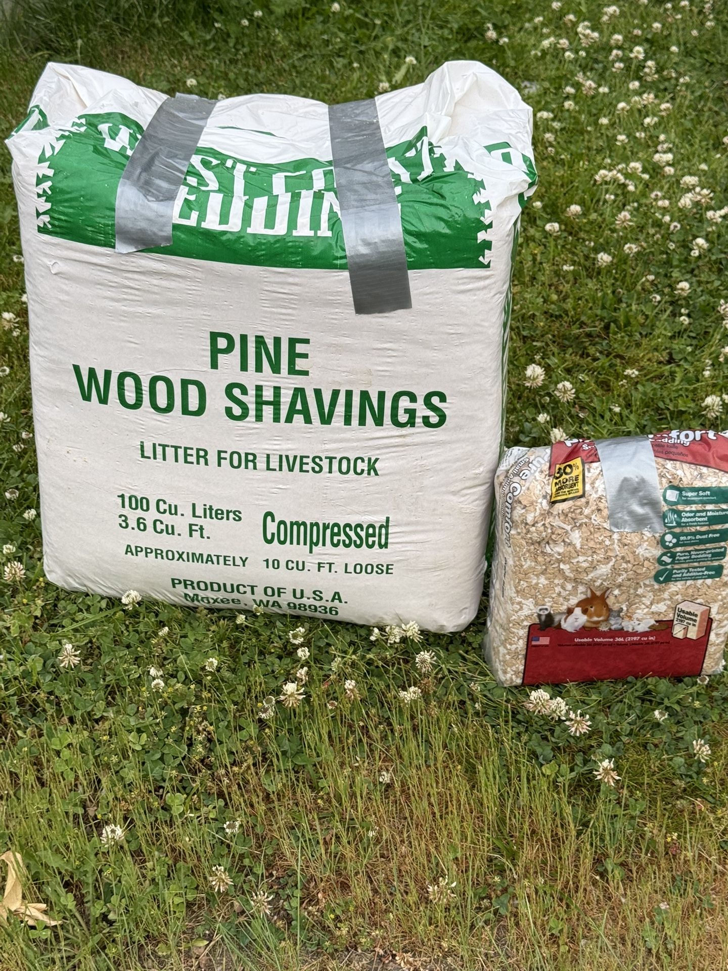 **FREE** Partial Bag Of Pine Wood Shavings & Bedding
