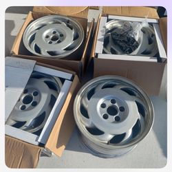 Corvette Rim C4