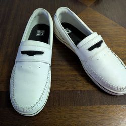GLOBE THE DON Slip-on Loafers