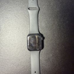 Apple Watch Series 4 40mm Aluminum Case Sport Band (GPS+cellular) unlocked