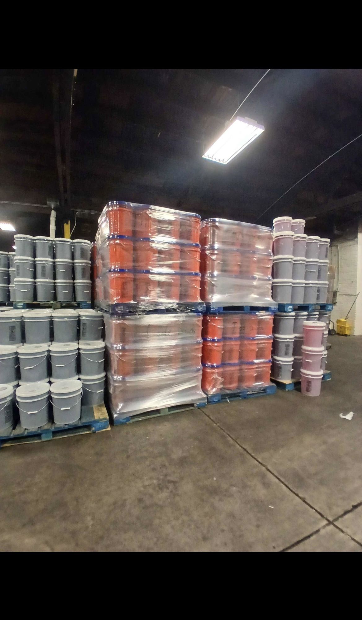 WHOLESALE LAUNDRY & CLEANING PRODUCTS!