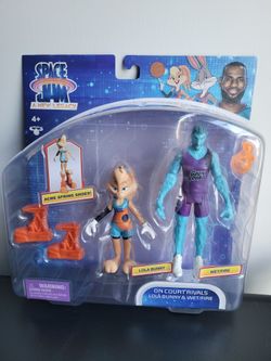 Space Jam: On Court Rivals Lola Bunny & Wet/Fire