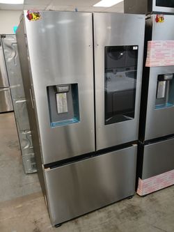 NEW !! SAMSUNG STAINLESS STEEL SMART BESPOKE FRENCH DOOR REFRIGERATOR ICE AND WATER DISPENSER/ FINANCING AVAILABLE
