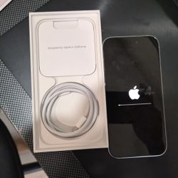 Apple iPhone 15 256GB (Unlocked) Green