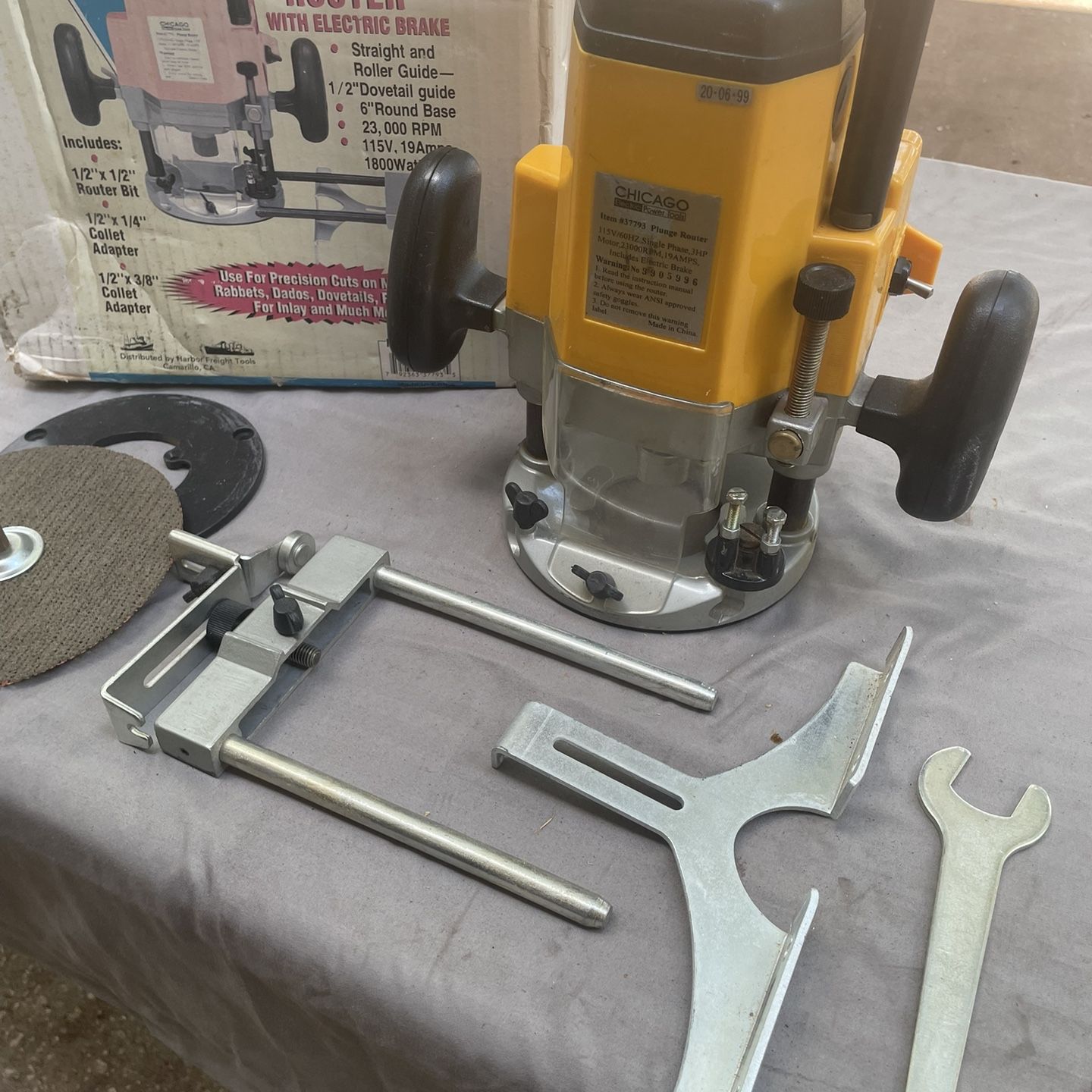 Chicago electric plunge router 37793 discount