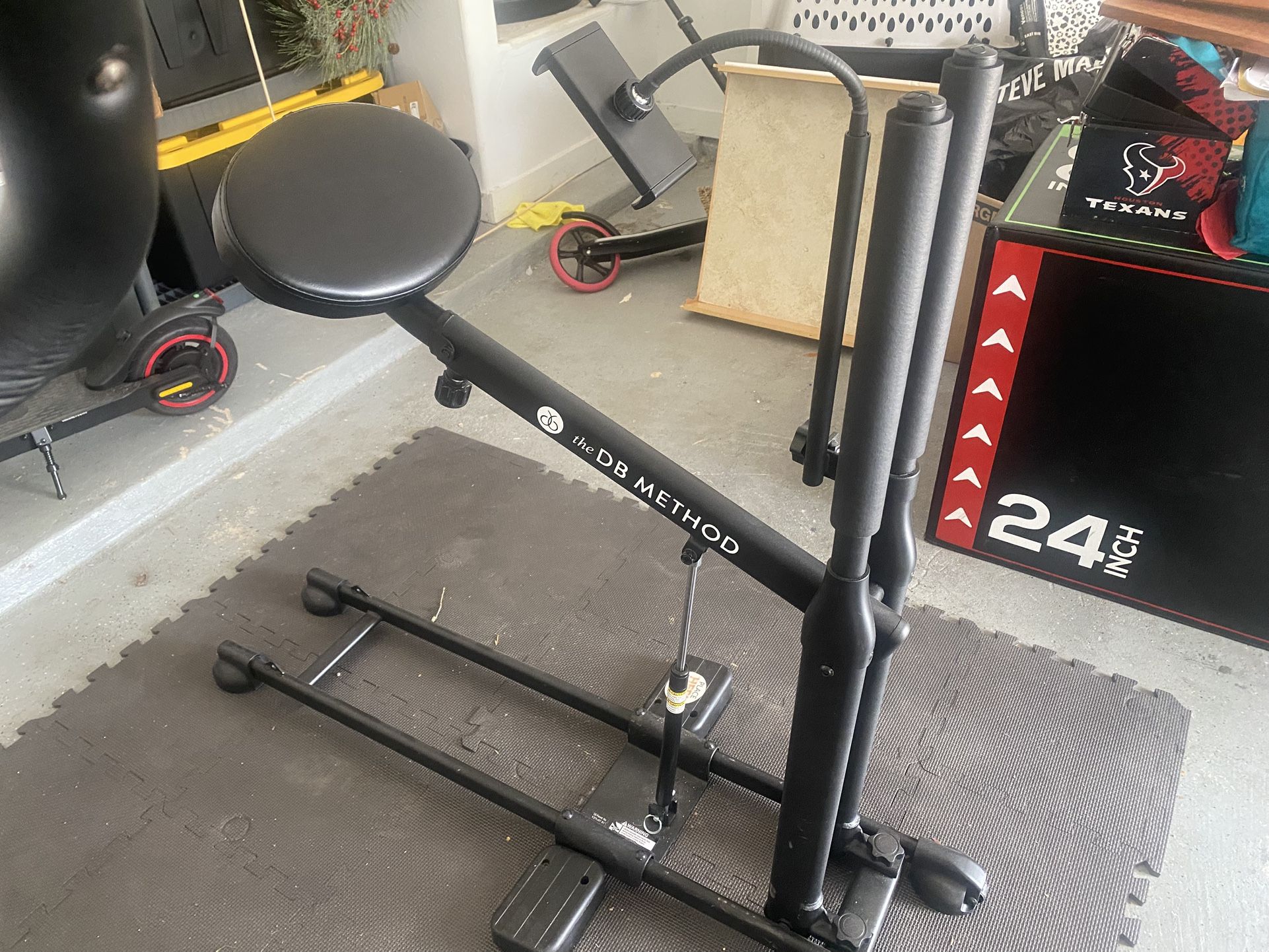 Squat Machine