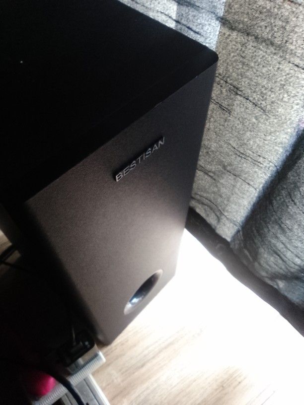 Shoes Surround Sound Speaker