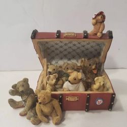 Enesco - Trunk Of Teddies Figurine - LE - By Peter Fagan - Pennywhistle Lane