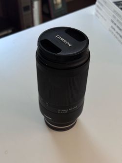 Tamron 70-300mm F/4.5-6.3 Di III RXD Lens for Sony E-Mount