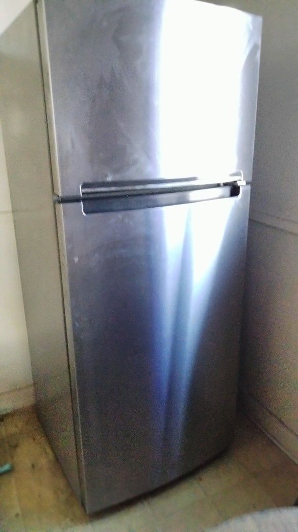 Whirlpool Stainless Steel Refrigerator
