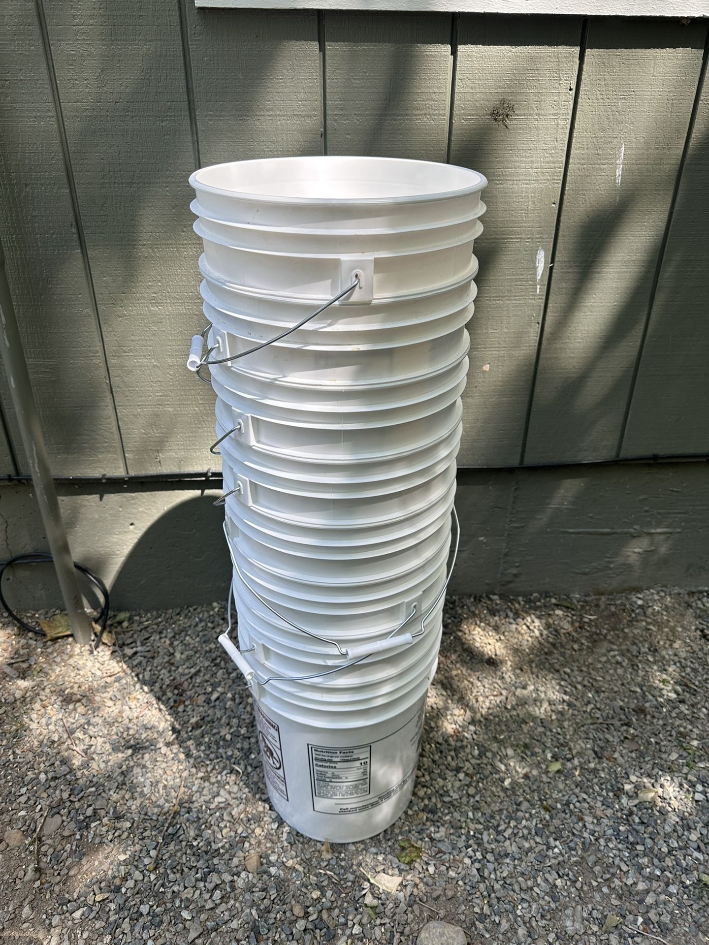 5 Gallons Buckets