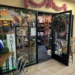 Vintage, Christmas & Eclectic Mix