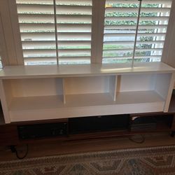 White Shelf