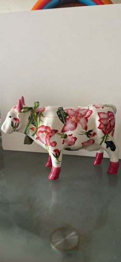 Ceramic Cow Decorative Piggy Bank