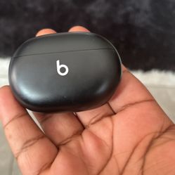 Beats Earbud