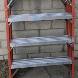 4 Foot Long Ladder