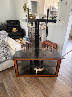 Tv stand