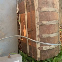 Vintage Trunk 