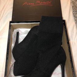 Women’s Short Boots Like New
