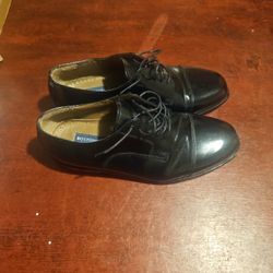 Bostonian Classics Mens 10 W Black  ToDress Shoes