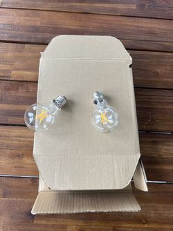 Amazon Basics Non-Dimmable LED Light Bulbs