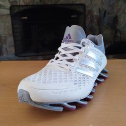 (Size-7 men's / 8 women's) adidas springboade men's, model M20199 running shoes