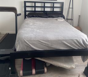 Full Size Bed Frames Only Right Side Rail Hook Needs To Be Replaced