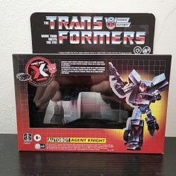 Hasbro TRANSFORMERS Collaborative KNIGHT RIDER Deluxe Agent Knight 2024