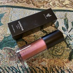 Brand New In Box YOUNIQUE Lucrative Lip Gloss In LUXE