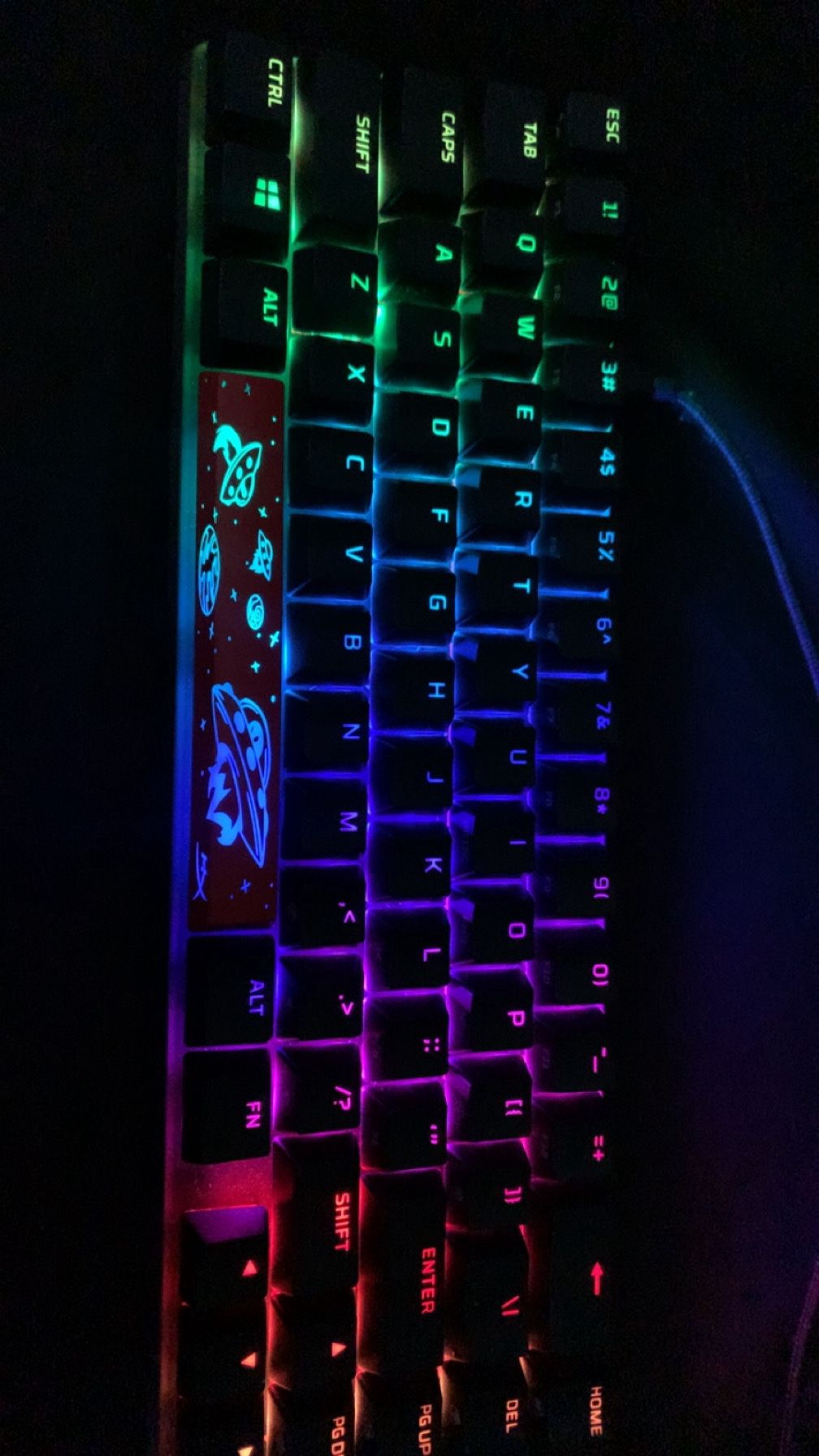 Hyper X Origin 60 Gaming Keyboard. High end gaming keyboard. metal build and cherry mx red switches.