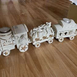 New Vintage Mikasa Holiday Elegance Votive Candle Holder Fine Porcelain Christmas Train Set 