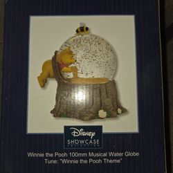 Pooh Bear Water Globe