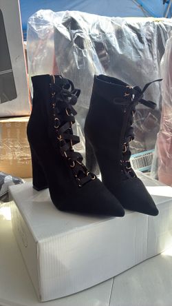 Pointed felt heel